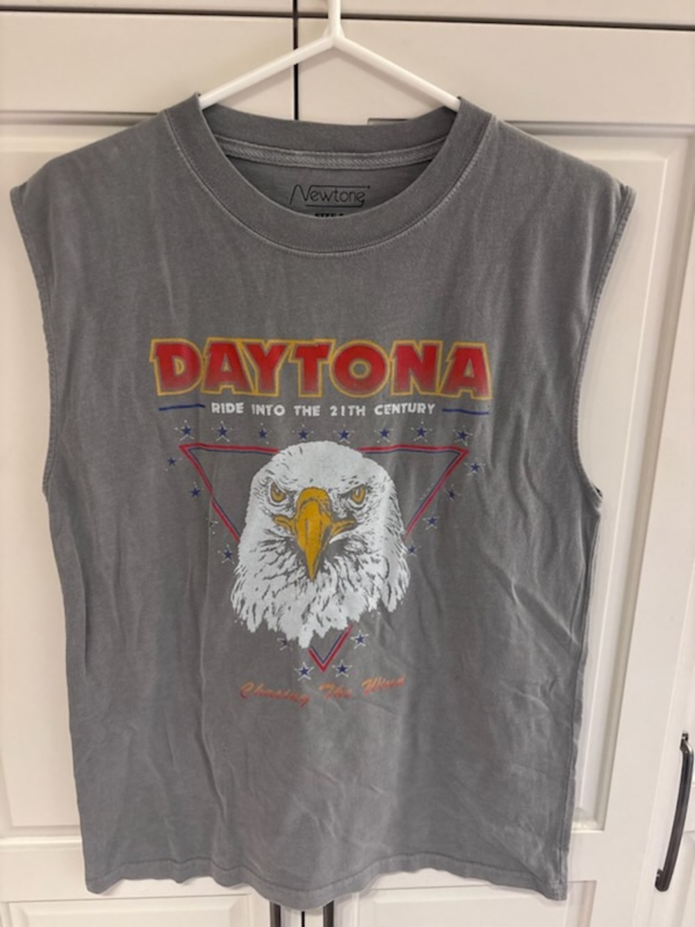 Newton mens Gray 'Daytona' Eagle Graphic Muscle Tee size 2 (xl)